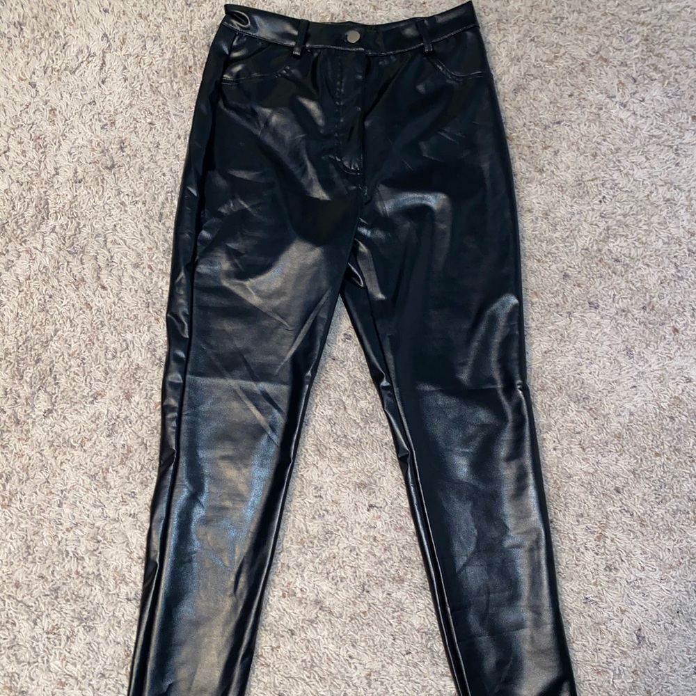 Shein pleather pants, size US 4, never worn.